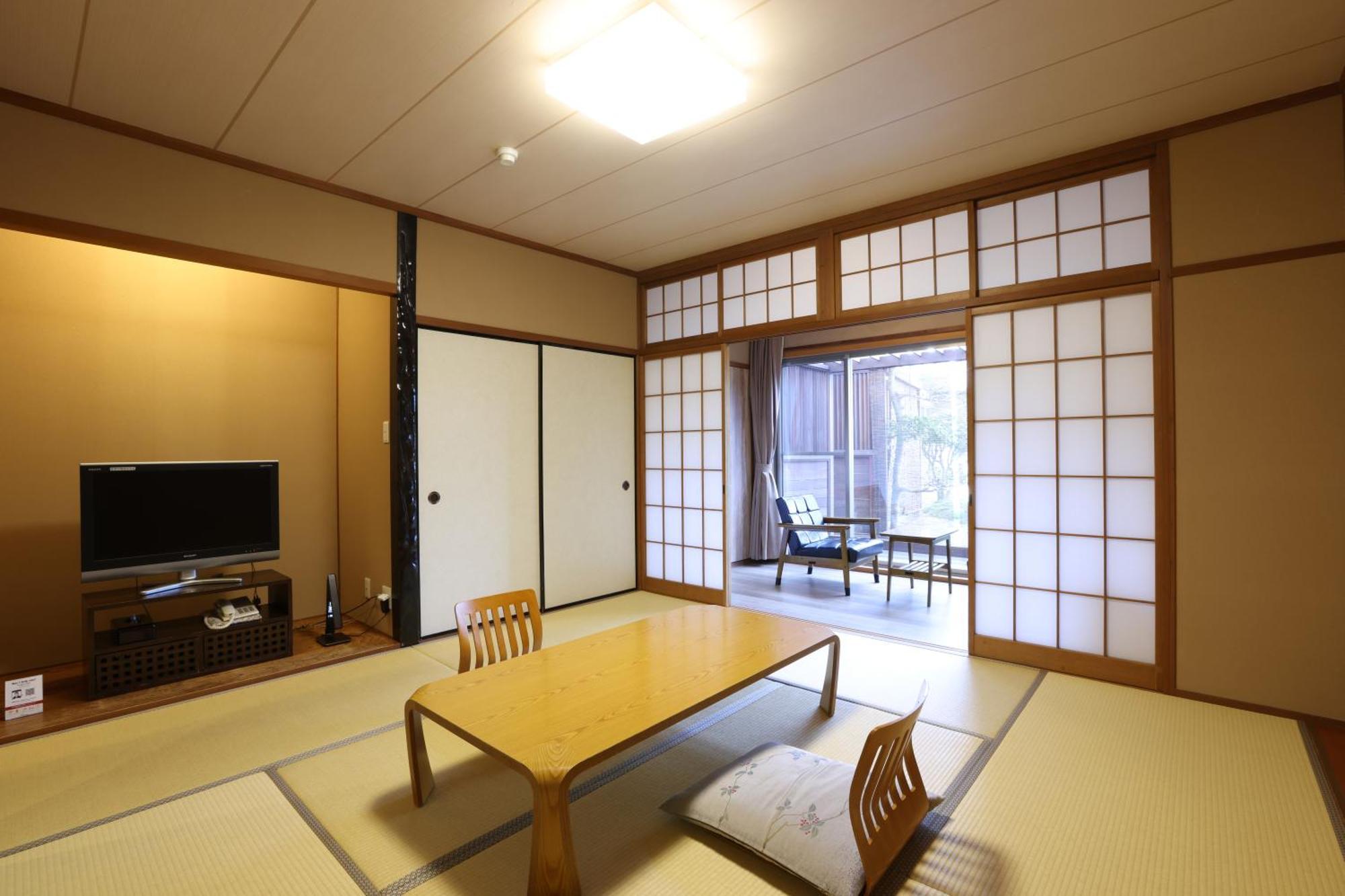 Miyahama Grand Hotel Hatsukaichi Exterior foto
